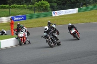 Mallory-park-Leicestershire;Mallory-park-photographs;Motorcycle-action-photographs;classic-bikes;event-digital-images;eventdigitalimages;mallory-park;no-limits-trackday;peter-wileman-photography;vintage-bikes;vintage-motorcycles;vmcc-festival-1000-bikes