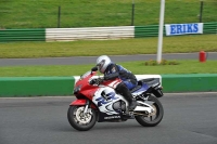 Mallory-park-Leicestershire;Mallory-park-photographs;Motorcycle-action-photographs;classic-bikes;event-digital-images;eventdigitalimages;mallory-park;no-limits-trackday;peter-wileman-photography;vintage-bikes;vintage-motorcycles;vmcc-festival-1000-bikes