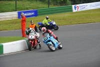 Mallory-park-Leicestershire;Mallory-park-photographs;Motorcycle-action-photographs;classic-bikes;event-digital-images;eventdigitalimages;mallory-park;no-limits-trackday;peter-wileman-photography;vintage-bikes;vintage-motorcycles;vmcc-festival-1000-bikes