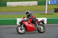 Mallory-park-Leicestershire;Mallory-park-photographs;Motorcycle-action-photographs;classic-bikes;event-digital-images;eventdigitalimages;mallory-park;no-limits-trackday;peter-wileman-photography;vintage-bikes;vintage-motorcycles;vmcc-festival-1000-bikes
