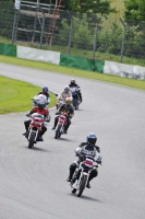 Mallory-park-Leicestershire;Mallory-park-photographs;Motorcycle-action-photographs;classic-bikes;event-digital-images;eventdigitalimages;mallory-park;no-limits-trackday;peter-wileman-photography;vintage-bikes;vintage-motorcycles;vmcc-festival-1000-bikes