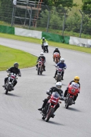 Mallory-park-Leicestershire;Mallory-park-photographs;Motorcycle-action-photographs;classic-bikes;event-digital-images;eventdigitalimages;mallory-park;no-limits-trackday;peter-wileman-photography;vintage-bikes;vintage-motorcycles;vmcc-festival-1000-bikes