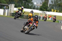 Mallory-park-Leicestershire;Mallory-park-photographs;Motorcycle-action-photographs;classic-bikes;event-digital-images;eventdigitalimages;mallory-park;no-limits-trackday;peter-wileman-photography;vintage-bikes;vintage-motorcycles;vmcc-festival-1000-bikes