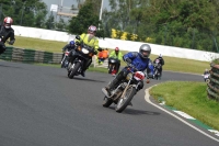 Mallory-park-Leicestershire;Mallory-park-photographs;Motorcycle-action-photographs;classic-bikes;event-digital-images;eventdigitalimages;mallory-park;no-limits-trackday;peter-wileman-photography;vintage-bikes;vintage-motorcycles;vmcc-festival-1000-bikes