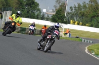 Mallory-park-Leicestershire;Mallory-park-photographs;Motorcycle-action-photographs;classic-bikes;event-digital-images;eventdigitalimages;mallory-park;no-limits-trackday;peter-wileman-photography;vintage-bikes;vintage-motorcycles;vmcc-festival-1000-bikes