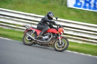 Mallory-park-Leicestershire;Mallory-park-photographs;Motorcycle-action-photographs;classic-bikes;event-digital-images;eventdigitalimages;mallory-park;no-limits-trackday;peter-wileman-photography;vintage-bikes;vintage-motorcycles;vmcc-festival-1000-bikes