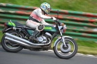 Mallory-park-Leicestershire;Mallory-park-photographs;Motorcycle-action-photographs;classic-bikes;event-digital-images;eventdigitalimages;mallory-park;no-limits-trackday;peter-wileman-photography;vintage-bikes;vintage-motorcycles;vmcc-festival-1000-bikes