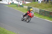 Mallory-park-Leicestershire;Mallory-park-photographs;Motorcycle-action-photographs;classic-bikes;event-digital-images;eventdigitalimages;mallory-park;no-limits-trackday;peter-wileman-photography;vintage-bikes;vintage-motorcycles;vmcc-festival-1000-bikes