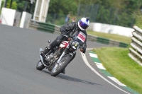 Mallory-park-Leicestershire;Mallory-park-photographs;Motorcycle-action-photographs;classic-bikes;event-digital-images;eventdigitalimages;mallory-park;no-limits-trackday;peter-wileman-photography;vintage-bikes;vintage-motorcycles;vmcc-festival-1000-bikes