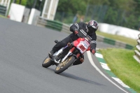 Mallory-park-Leicestershire;Mallory-park-photographs;Motorcycle-action-photographs;classic-bikes;event-digital-images;eventdigitalimages;mallory-park;no-limits-trackday;peter-wileman-photography;vintage-bikes;vintage-motorcycles;vmcc-festival-1000-bikes