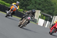 Mallory-park-Leicestershire;Mallory-park-photographs;Motorcycle-action-photographs;classic-bikes;event-digital-images;eventdigitalimages;mallory-park;no-limits-trackday;peter-wileman-photography;vintage-bikes;vintage-motorcycles;vmcc-festival-1000-bikes