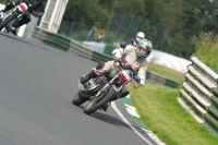 Mallory-park-Leicestershire;Mallory-park-photographs;Motorcycle-action-photographs;classic-bikes;event-digital-images;eventdigitalimages;mallory-park;no-limits-trackday;peter-wileman-photography;vintage-bikes;vintage-motorcycles;vmcc-festival-1000-bikes