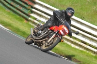 Mallory-park-Leicestershire;Mallory-park-photographs;Motorcycle-action-photographs;classic-bikes;event-digital-images;eventdigitalimages;mallory-park;no-limits-trackday;peter-wileman-photography;vintage-bikes;vintage-motorcycles;vmcc-festival-1000-bikes