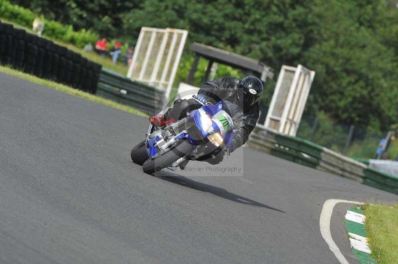 Mallory park Leicestershire;Mallory park photographs;Motorcycle action photographs;classic bikes;event digital images;eventdigitalimages;mallory park;no limits trackday;peter wileman photography;vintage bikes;vintage motorcycles;vmcc festival 1000 bikes