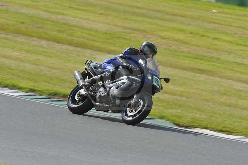 Mallory park Leicestershire;Mallory park photographs;Motorcycle action photographs;classic bikes;event digital images;eventdigitalimages;mallory park;no limits trackday;peter wileman photography;vintage bikes;vintage motorcycles;vmcc festival 1000 bikes