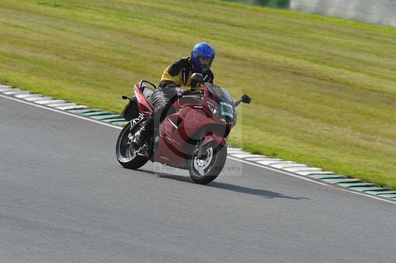 Mallory park Leicestershire;Mallory park photographs;Motorcycle action photographs;classic bikes;event digital images;eventdigitalimages;mallory park;no limits trackday;peter wileman photography;vintage bikes;vintage motorcycles;vmcc festival 1000 bikes