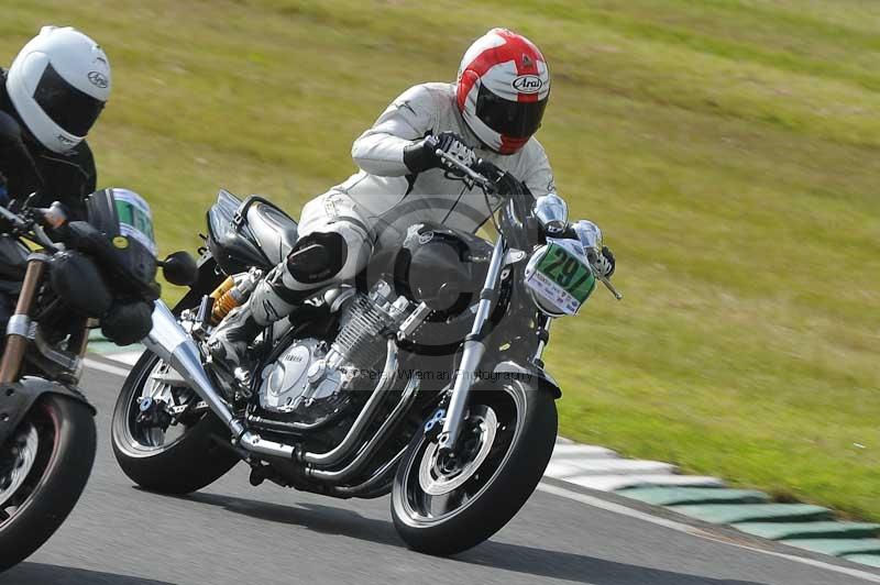 Mallory park Leicestershire;Mallory park photographs;Motorcycle action photographs;classic bikes;event digital images;eventdigitalimages;mallory park;no limits trackday;peter wileman photography;vintage bikes;vintage motorcycles;vmcc festival 1000 bikes