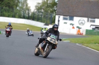 Mallory-park-Leicestershire;Mallory-park-photographs;Motorcycle-action-photographs;classic-bikes;event-digital-images;eventdigitalimages;mallory-park;no-limits-trackday;peter-wileman-photography;vintage-bikes;vintage-motorcycles;vmcc-festival-1000-bikes