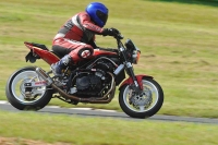 Mallory-park-Leicestershire;Mallory-park-photographs;Motorcycle-action-photographs;classic-bikes;event-digital-images;eventdigitalimages;mallory-park;no-limits-trackday;peter-wileman-photography;vintage-bikes;vintage-motorcycles;vmcc-festival-1000-bikes