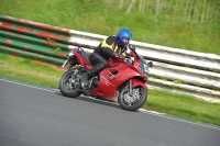 Mallory-park-Leicestershire;Mallory-park-photographs;Motorcycle-action-photographs;classic-bikes;event-digital-images;eventdigitalimages;mallory-park;no-limits-trackday;peter-wileman-photography;vintage-bikes;vintage-motorcycles;vmcc-festival-1000-bikes