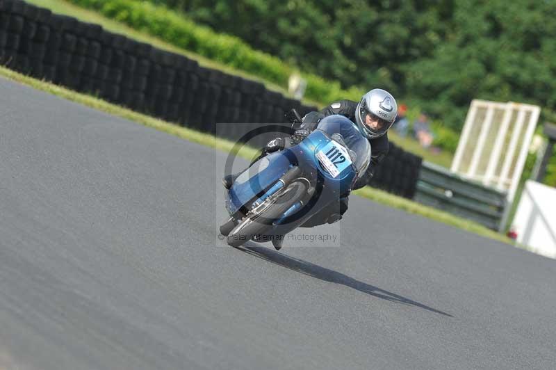 Mallory park Leicestershire;Mallory park photographs;Motorcycle action photographs;classic bikes;event digital images;eventdigitalimages;mallory park;no limits trackday;peter wileman photography;vintage bikes;vintage motorcycles;vmcc festival 1000 bikes