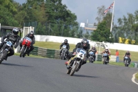 Mallory-park-Leicestershire;Mallory-park-photographs;Motorcycle-action-photographs;classic-bikes;event-digital-images;eventdigitalimages;mallory-park;no-limits-trackday;peter-wileman-photography;vintage-bikes;vintage-motorcycles;vmcc-festival-1000-bikes