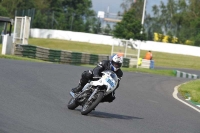 Mallory-park-Leicestershire;Mallory-park-photographs;Motorcycle-action-photographs;classic-bikes;event-digital-images;eventdigitalimages;mallory-park;no-limits-trackday;peter-wileman-photography;vintage-bikes;vintage-motorcycles;vmcc-festival-1000-bikes