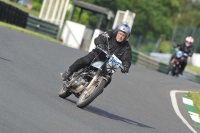 Mallory-park-Leicestershire;Mallory-park-photographs;Motorcycle-action-photographs;classic-bikes;event-digital-images;eventdigitalimages;mallory-park;no-limits-trackday;peter-wileman-photography;vintage-bikes;vintage-motorcycles;vmcc-festival-1000-bikes