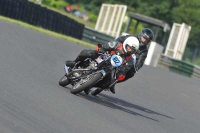 Mallory-park-Leicestershire;Mallory-park-photographs;Motorcycle-action-photographs;classic-bikes;event-digital-images;eventdigitalimages;mallory-park;no-limits-trackday;peter-wileman-photography;vintage-bikes;vintage-motorcycles;vmcc-festival-1000-bikes