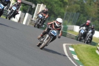 Mallory-park-Leicestershire;Mallory-park-photographs;Motorcycle-action-photographs;classic-bikes;event-digital-images;eventdigitalimages;mallory-park;no-limits-trackday;peter-wileman-photography;vintage-bikes;vintage-motorcycles;vmcc-festival-1000-bikes