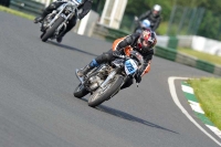 Mallory-park-Leicestershire;Mallory-park-photographs;Motorcycle-action-photographs;classic-bikes;event-digital-images;eventdigitalimages;mallory-park;no-limits-trackday;peter-wileman-photography;vintage-bikes;vintage-motorcycles;vmcc-festival-1000-bikes