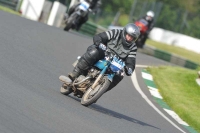 Mallory-park-Leicestershire;Mallory-park-photographs;Motorcycle-action-photographs;classic-bikes;event-digital-images;eventdigitalimages;mallory-park;no-limits-trackday;peter-wileman-photography;vintage-bikes;vintage-motorcycles;vmcc-festival-1000-bikes