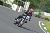 Mallory-park-Leicestershire;Mallory-park-photographs;Motorcycle-action-photographs;classic-bikes;event-digital-images;eventdigitalimages;mallory-park;no-limits-trackday;peter-wileman-photography;vintage-bikes;vintage-motorcycles;vmcc-festival-1000-bikes