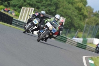 Mallory-park-Leicestershire;Mallory-park-photographs;Motorcycle-action-photographs;classic-bikes;event-digital-images;eventdigitalimages;mallory-park;no-limits-trackday;peter-wileman-photography;vintage-bikes;vintage-motorcycles;vmcc-festival-1000-bikes