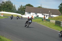 Mallory-park-Leicestershire;Mallory-park-photographs;Motorcycle-action-photographs;classic-bikes;event-digital-images;eventdigitalimages;mallory-park;no-limits-trackday;peter-wileman-photography;vintage-bikes;vintage-motorcycles;vmcc-festival-1000-bikes