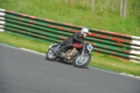 Mallory-park-Leicestershire;Mallory-park-photographs;Motorcycle-action-photographs;classic-bikes;event-digital-images;eventdigitalimages;mallory-park;no-limits-trackday;peter-wileman-photography;vintage-bikes;vintage-motorcycles;vmcc-festival-1000-bikes