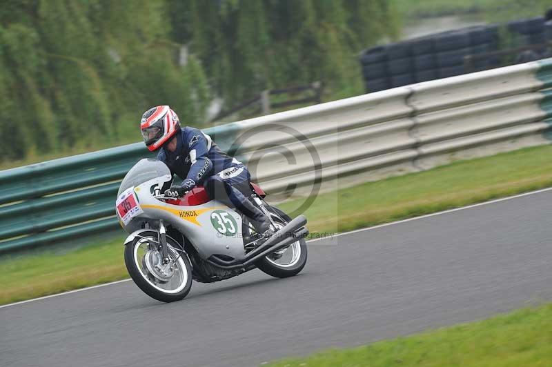 Mallory park Leicestershire;Mallory park photographs;Motorcycle action photographs;classic bikes;event digital images;eventdigitalimages;mallory park;no limits trackday;peter wileman photography;vintage bikes;vintage motorcycles;vmcc festival 1000 bikes
