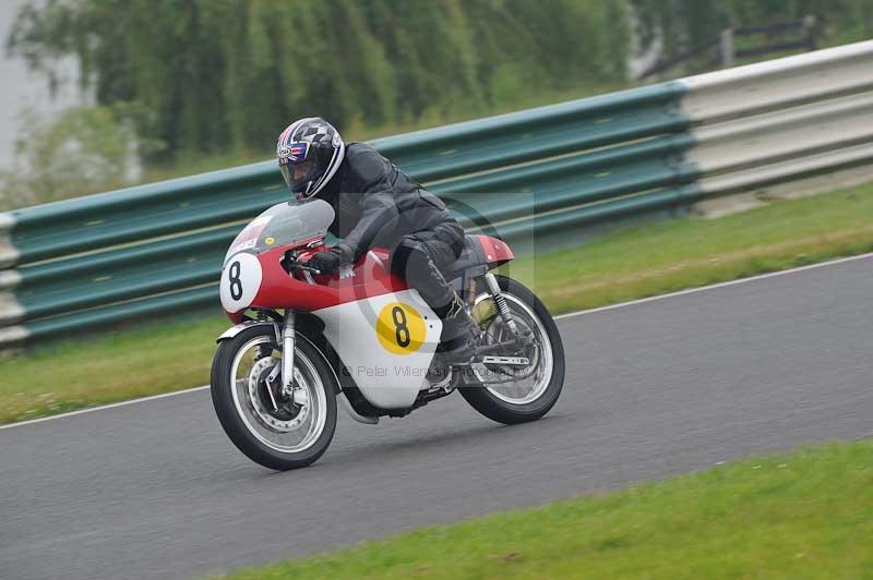 Mallory park Leicestershire;Mallory park photographs;Motorcycle action photographs;classic bikes;event digital images;eventdigitalimages;mallory park;no limits trackday;peter wileman photography;vintage bikes;vintage motorcycles;vmcc festival 1000 bikes