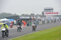 Mallory-park-Leicestershire;Mallory-park-photographs;Motorcycle-action-photographs;classic-bikes;event-digital-images;eventdigitalimages;mallory-park;no-limits-trackday;peter-wileman-photography;vintage-bikes;vintage-motorcycles;vmcc-festival-1000-bikes