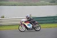 Mallory-park-Leicestershire;Mallory-park-photographs;Motorcycle-action-photographs;classic-bikes;event-digital-images;eventdigitalimages;mallory-park;no-limits-trackday;peter-wileman-photography;vintage-bikes;vintage-motorcycles;vmcc-festival-1000-bikes