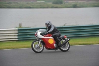 Mallory-park-Leicestershire;Mallory-park-photographs;Motorcycle-action-photographs;classic-bikes;event-digital-images;eventdigitalimages;mallory-park;no-limits-trackday;peter-wileman-photography;vintage-bikes;vintage-motorcycles;vmcc-festival-1000-bikes