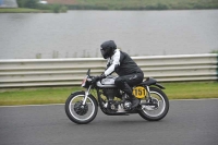 Mallory-park-Leicestershire;Mallory-park-photographs;Motorcycle-action-photographs;classic-bikes;event-digital-images;eventdigitalimages;mallory-park;no-limits-trackday;peter-wileman-photography;vintage-bikes;vintage-motorcycles;vmcc-festival-1000-bikes