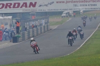 Mallory-park-Leicestershire;Mallory-park-photographs;Motorcycle-action-photographs;classic-bikes;event-digital-images;eventdigitalimages;mallory-park;no-limits-trackday;peter-wileman-photography;vintage-bikes;vintage-motorcycles;vmcc-festival-1000-bikes