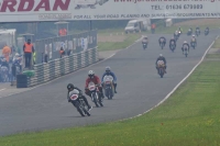 Mallory-park-Leicestershire;Mallory-park-photographs;Motorcycle-action-photographs;classic-bikes;event-digital-images;eventdigitalimages;mallory-park;no-limits-trackday;peter-wileman-photography;vintage-bikes;vintage-motorcycles;vmcc-festival-1000-bikes