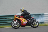 Mallory-park-Leicestershire;Mallory-park-photographs;Motorcycle-action-photographs;classic-bikes;event-digital-images;eventdigitalimages;mallory-park;no-limits-trackday;peter-wileman-photography;vintage-bikes;vintage-motorcycles;vmcc-festival-1000-bikes
