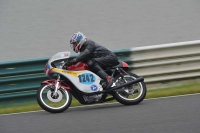 Mallory-park-Leicestershire;Mallory-park-photographs;Motorcycle-action-photographs;classic-bikes;event-digital-images;eventdigitalimages;mallory-park;no-limits-trackday;peter-wileman-photography;vintage-bikes;vintage-motorcycles;vmcc-festival-1000-bikes