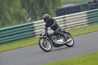 Mallory-park-Leicestershire;Mallory-park-photographs;Motorcycle-action-photographs;classic-bikes;event-digital-images;eventdigitalimages;mallory-park;no-limits-trackday;peter-wileman-photography;vintage-bikes;vintage-motorcycles;vmcc-festival-1000-bikes