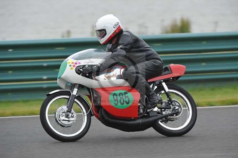 Mallory park Leicestershire;Mallory park photographs;Motorcycle action photographs;classic bikes;event digital images;eventdigitalimages;mallory park;no limits trackday;peter wileman photography;vintage bikes;vintage motorcycles;vmcc festival 1000 bikes