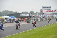 Mallory-park-Leicestershire;Mallory-park-photographs;Motorcycle-action-photographs;classic-bikes;event-digital-images;eventdigitalimages;mallory-park;no-limits-trackday;peter-wileman-photography;vintage-bikes;vintage-motorcycles;vmcc-festival-1000-bikes