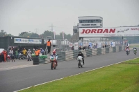 Mallory-park-Leicestershire;Mallory-park-photographs;Motorcycle-action-photographs;classic-bikes;event-digital-images;eventdigitalimages;mallory-park;no-limits-trackday;peter-wileman-photography;vintage-bikes;vintage-motorcycles;vmcc-festival-1000-bikes